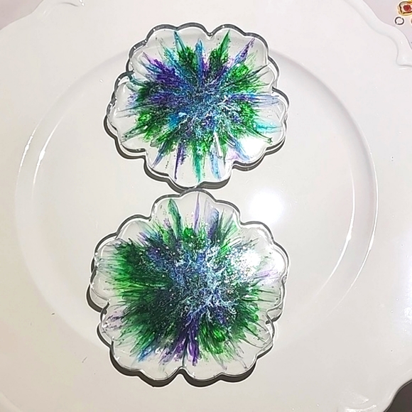 2 Peacock Resin Coasters. Beautiful handmade with love ❤️ Reversible, too!! - Picture 7 of 10